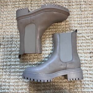 Anna Field Lug Sole Boot Sz 9